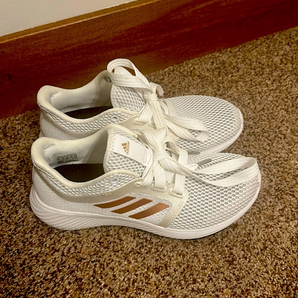 Adidas tennis shoe